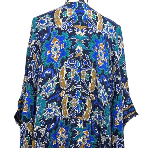 Theodora & Callum Boho One Size Open Front Tassel Shawl Kimono - Picture 9 of 11